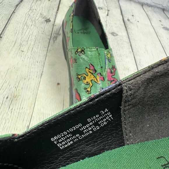 Dansko Clogs Girls Women Size 3.5-4 US 34 EU Frogs Lover Slip On School Shoes - Picture 10 of 11